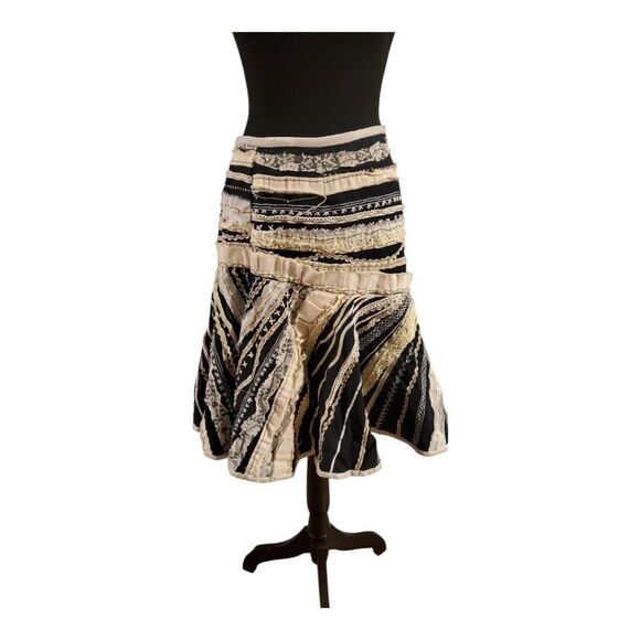 Double D Ranch bohemian Skirt black, yellow , white Size 4